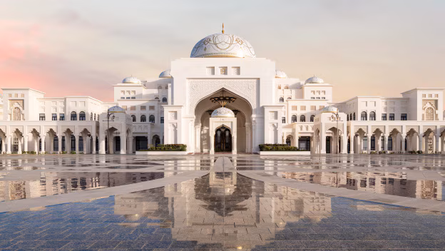 Best Abu Dhabi City Tours for First-Time Visitors 3 Qasr Al Watan
